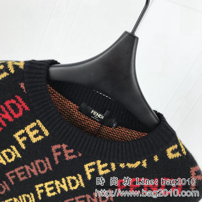 FENDI芬迪 18ss秋冬新款毛衣 全身字母提花圖案 採用羊毛混紡面料 舒適柔軟 高版本男女同款 ydi2325